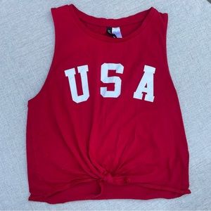 Divided Muscle Tee “USA” Red Medium